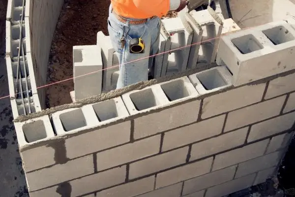 orçamento para construir muro